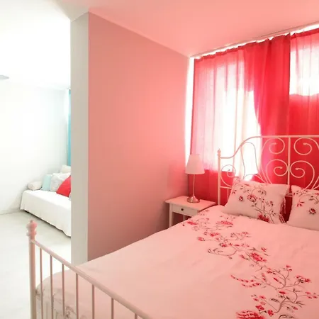 Happy Krochmalna Apartment *